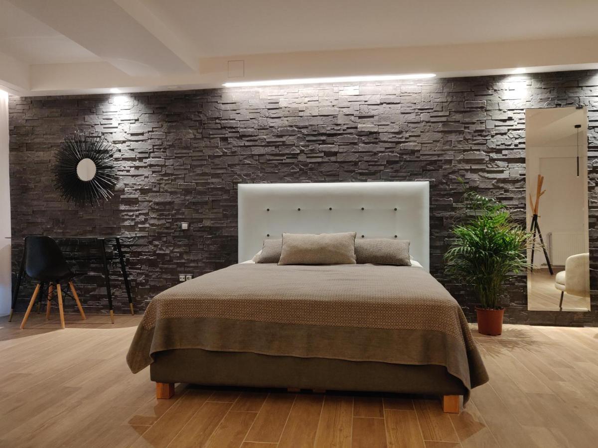 Sunny New Lovely Apartment 60 Meters From The Metro 雅典 外观 照片