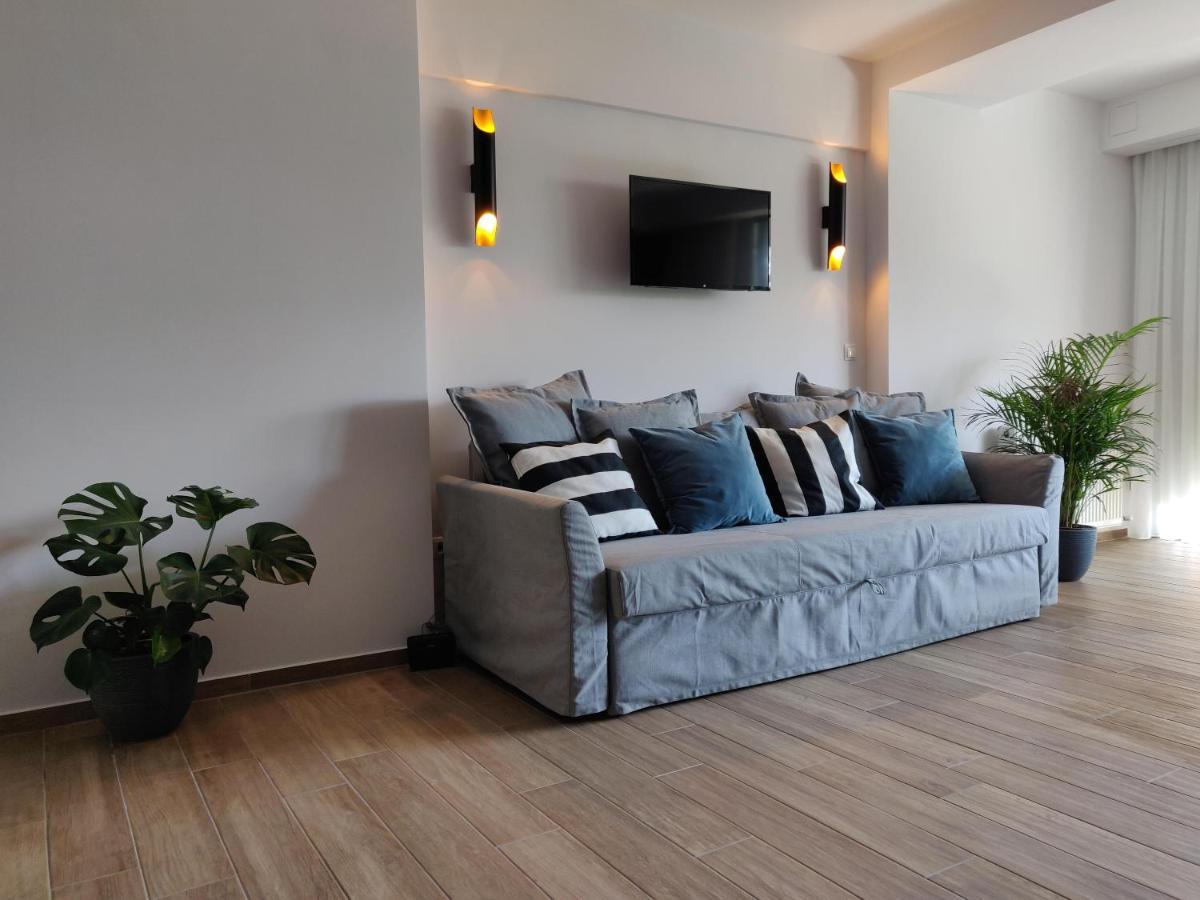 Sunny New Lovely Apartment 60 Meters From The Metro 雅典 外观 照片